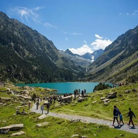 Hébergement de vacances Mitoyen A Cauterets, 3 Chambres, Terrasse, Proche Et Centre, Parking Inclus - Fr-1-401-133 *